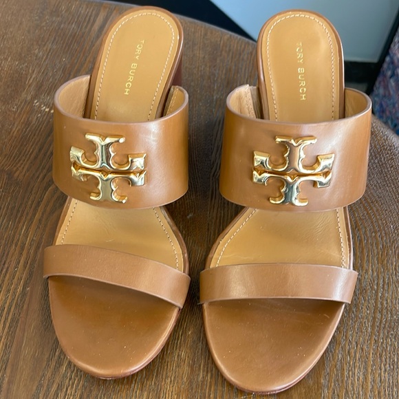 Tory Burch size 7 - Picture 1 of 5